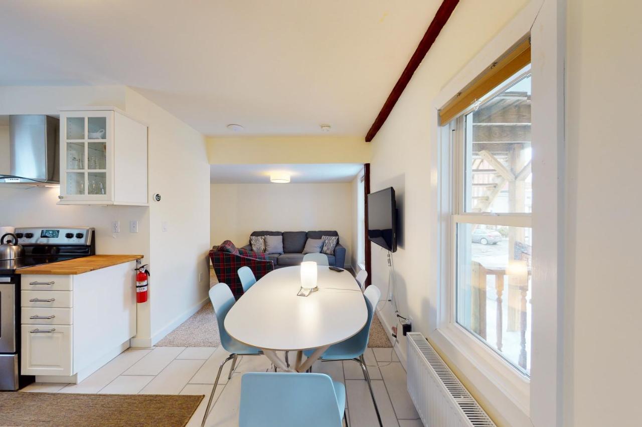 Pleasant Condos ラッドロー エクステリア 写真